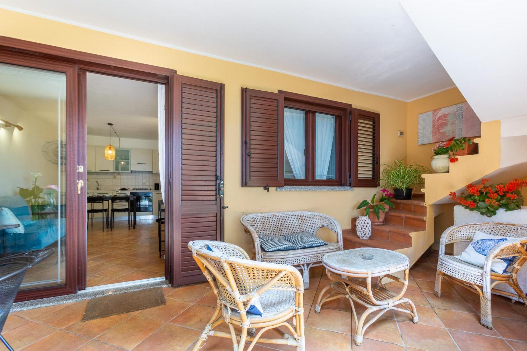 Aetos Home With Shared Swimming Pool - Porto Pino Hill エクステリア 写真