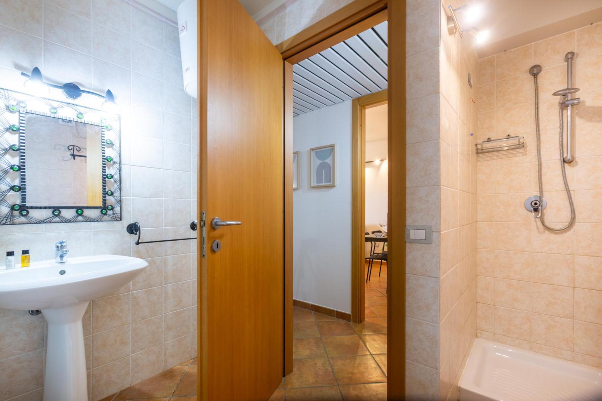 Aetos Home With Shared Swimming Pool - Porto Pino Hill エクステリア 写真